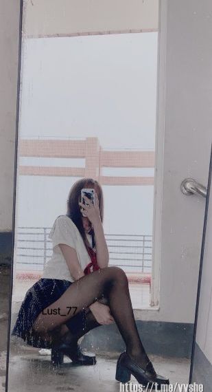 年轻的小姨子电影